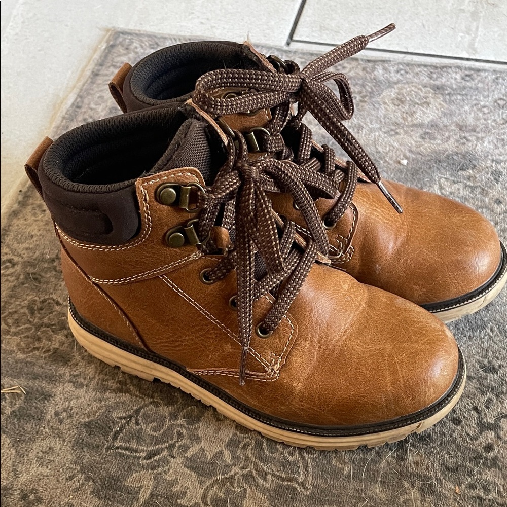 Crown Vintage Brown Boots s13